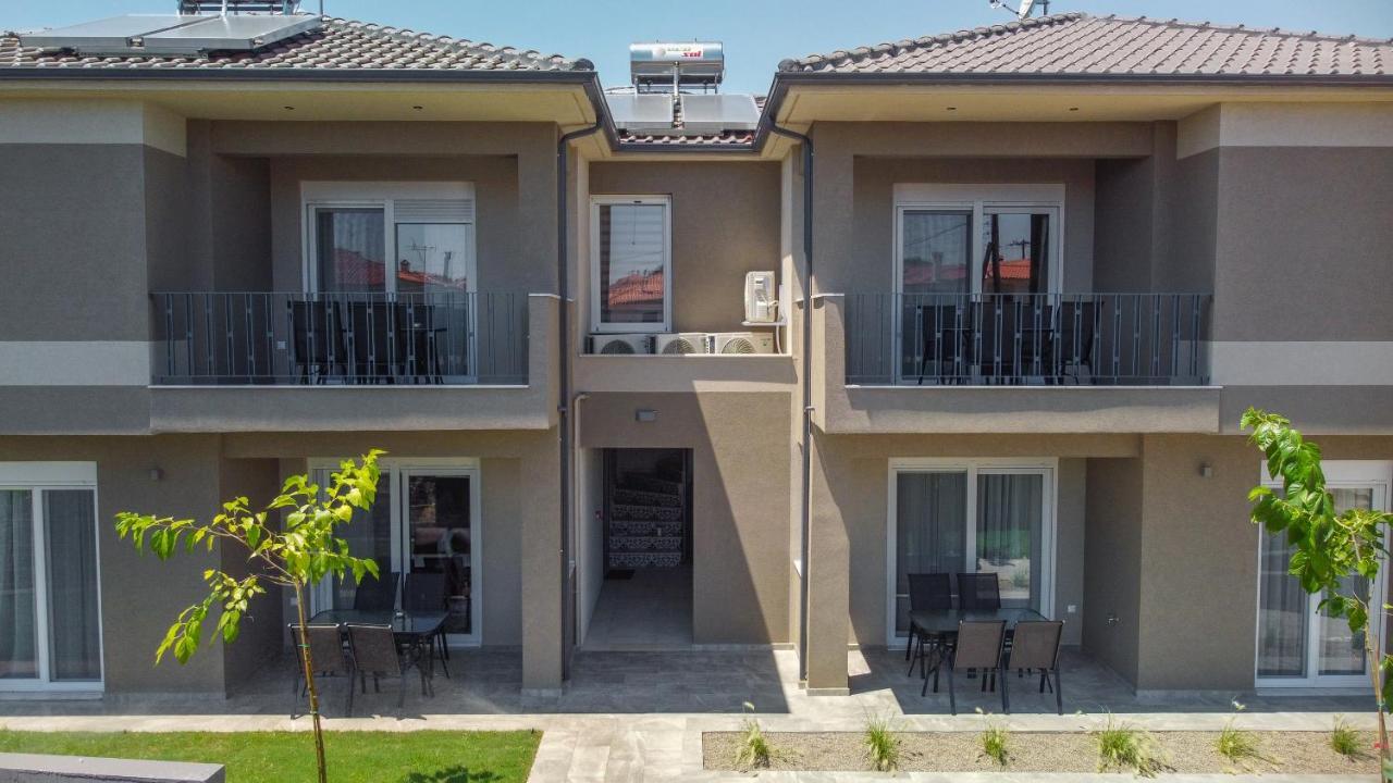 Kasta Family Apartments Nikiti  Buitenkant foto